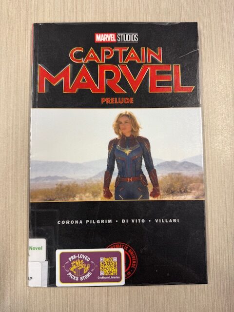 Captain Marvel : prelude (Young Adult Graphic Novel)